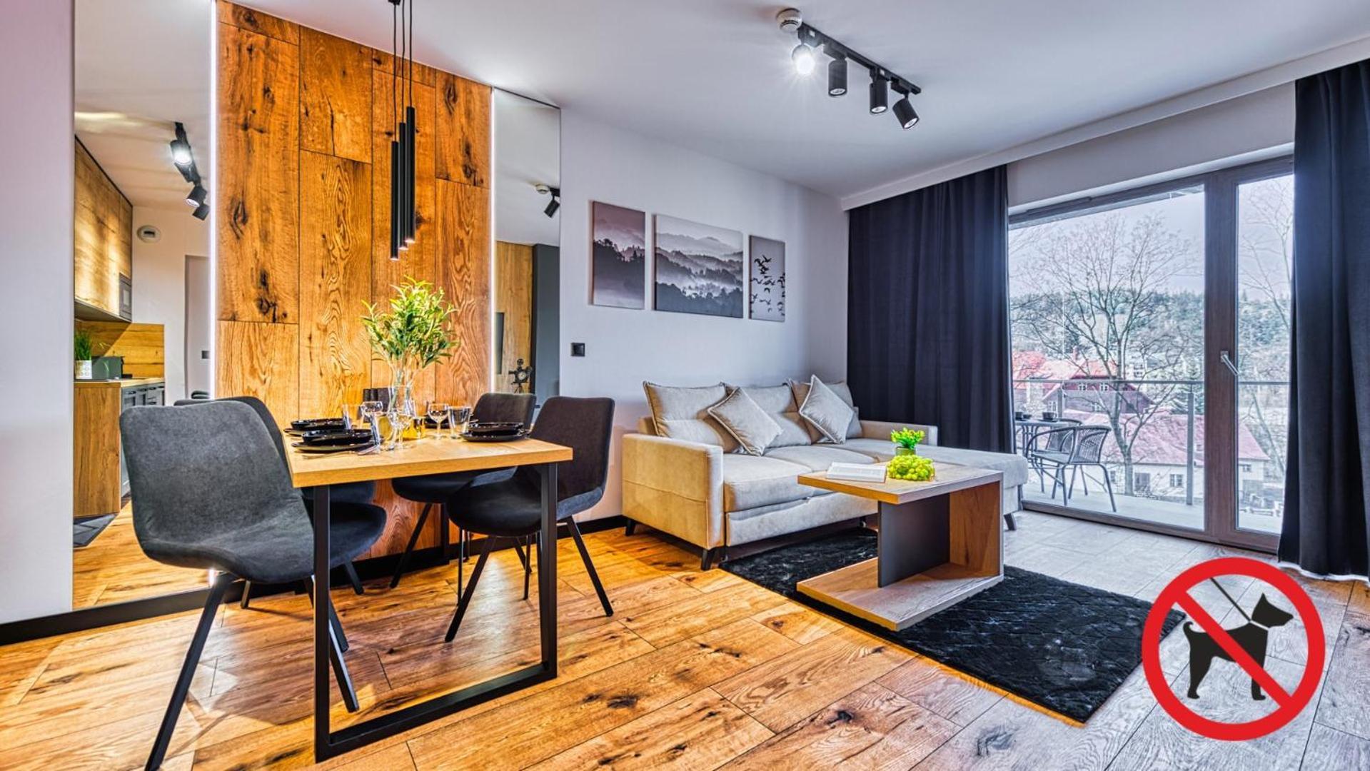 Apartamenty Z Basenem I Saunami Stone Hill Resort Vip Centrum By Royal Aparts شكلارسكا بوريبا المظهر الخارجي الصورة